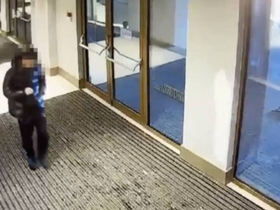 Астана мешітінен бренд күртені ұрлап кеткен адам ұсталды