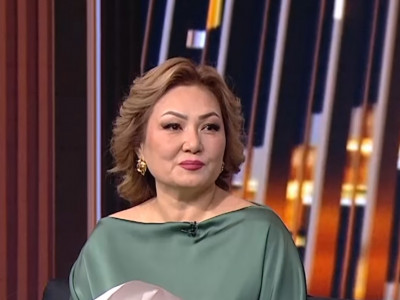 «Қара жамылды»: Дана Нұржігіт отбасында ауыр қайғы болғанын айтты