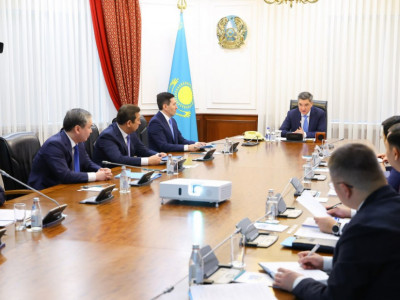 Олжас Бектенов жеңіл өнеркәсіпті дамыту тәсілдерін қайта қарауды тапсырды