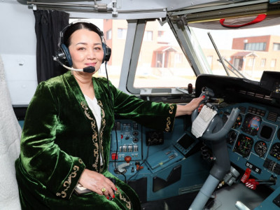 Светлана Айтбаева Ұлттық ұланның авиабазасына барды