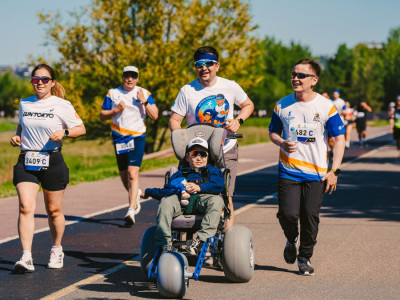 BI Marathon 2026: Астанада өткен мерейлі спорттық шарада ерекше балалар үшін 45 миллион теңге жиналды