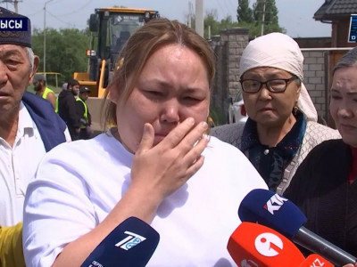 Қаскелеңде велосипед тепкен бала құдыққа соғылып, ауыр жарақат алды