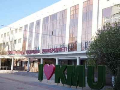 Қарағандыда Үндістаннан келген студент 5-қабаттан құлап, мерт болды