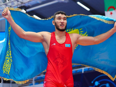 Еркін күрес шебері Ризабек Айтмұхан жаңа салмақта Азия чемпионы атанды