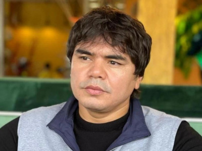 "4 жасымда әкемнен қалдым": Әнші Кенжебек Жанәбіов жан сырын ақтарды (ФОТО)