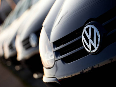 Volkswagen механикалық көліктерді сатуды тоқтатады