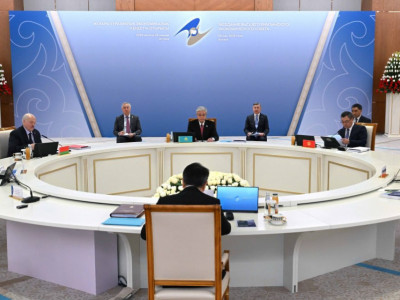 Президент Жоғары Еуразиялық экономикалық кеңестің шағын құрамдағы отырысына қатысты