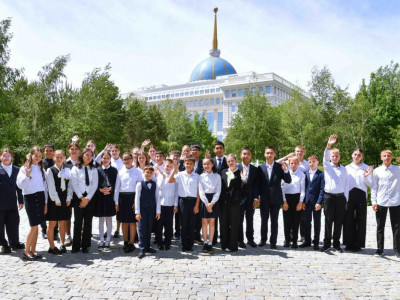 Еліміздің әр өңірінен келген оқушылар Ақорданы аралады