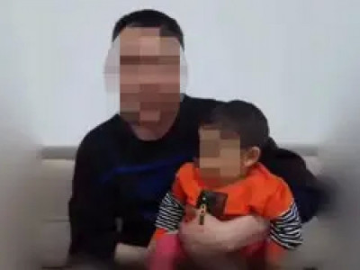 Талдықорғанда әйелі мен үш жасар қызын аяусыз соққыға жыққан ер адамға үкім шықты