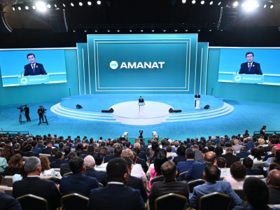 «AMANAT» Съезі Әділетті Қазақстанды құру жолында «Әділетке» қосылуды мақұлдады