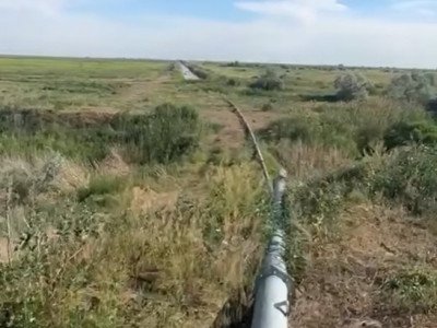 Павлодар облысының тұрғыны стратегиялық каналдан заңсыз су алып отырған