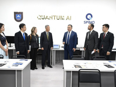 ҚазҰУ-да кванттық есептеулер мен жасанды интеллектке арналған бірегей орталық ашылды