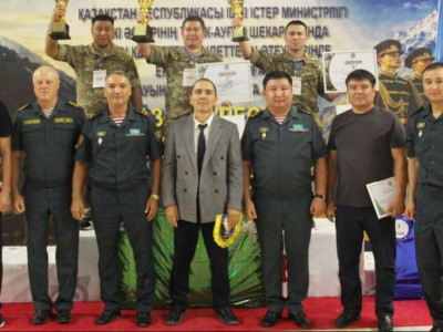 Таразда Ұлттық ұланның үздік палуандары анықталды