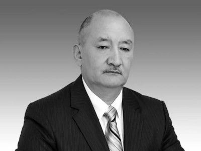 Белгілі журналист әрі жазушы Жұмабек Табынбаев өмірден өтті