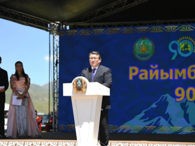 Президент Райымбек ауданының тұрғындарын 90 жылдық мерейтойымен құттықтады