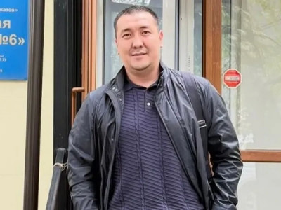 Блогер Әділетхан Молдахан 2,5 жылға сотталды