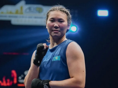 Бокстан Азия чемпионатында Қазақстан құрамасы тағы үш алтын медаль жеңіп алды