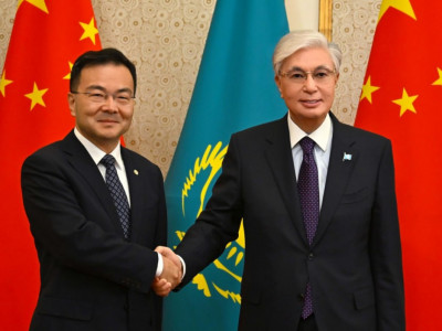 Мемлекет басшысы China Communications Construction Company президенті Чжан Биньнаньді қабылдады