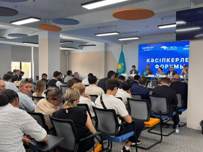 «Ақ жол» кандидаттары ел аймақтарында сайлаушылармен кездесіп жүр