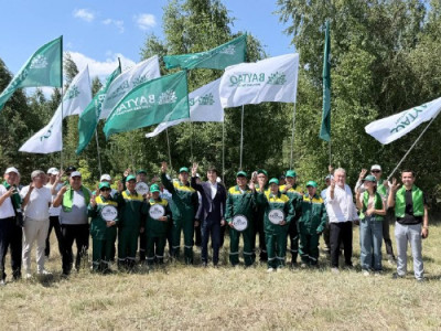 «Байтақ» партиясының төрағасы «Астана орманы» кәсіпорнының ұжымымен кездесті
