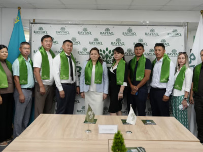 «Байтақ» партиясының кандидаттары Өскемен жастарымен кездесті