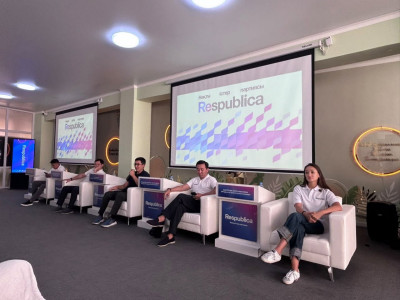 Respublica партиясының өкілдері Семейдегі жас кәсіпкерлердің мәселелерін тыңдады