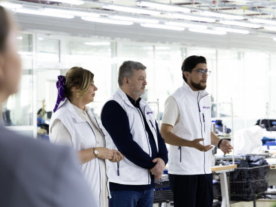 «Әділет» партиясының кандидаттары Теміртауда Qarmet Service қызметкерлерінің ұсыныстарын тыңдады