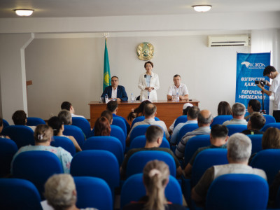 «Ақ жол» партиясының өкілдері Ақтөбе облысының жұртшылығымен кездесті