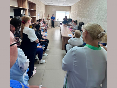 «Ақ жол» партиясының кандидаттары дәрігерлерге сайлауалды бағдарламасын таныстырды