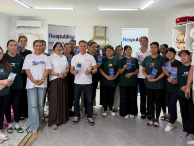 «Respublica» партиясы Қызылордада тігін шеберханасының қызметкерлерімен жүздесті