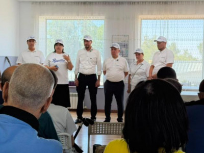 Respublica партиясы Алматы облысында дәрігерлермен өзекті мәселелерді талқылады