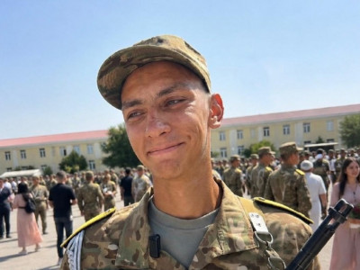 Жаңаөзендік сарбаздың ант қабылдау рәсіміндегі видеосы көптің жүрегін елжіретті (ВИДЕО)