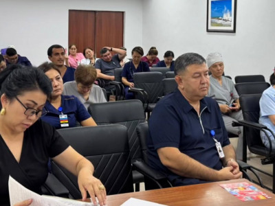 Қазақстан Халық партиясы Қонаевта балалар ауруханасының ұжымымен кездесу өткізді