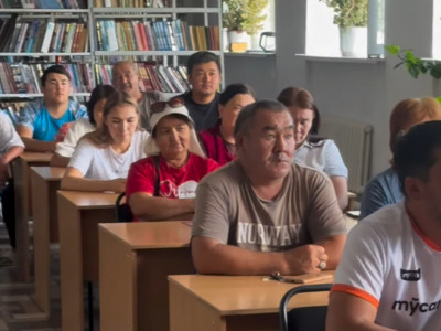 Қазақстан Халық партиясы Қарағанды облысында ауыл тұрғындарының ұсыныс-пікірін тыңдады