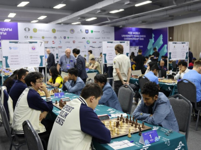 Алматыда өтетін FIDE әлем чемпионатында Оксфорд, Кембридж және Гарвард студенттері бақ сынайды