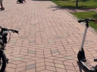 Ұлының арманын орындаған ата-ананың тосынсыйы көпшілікті сүйсіндірді
