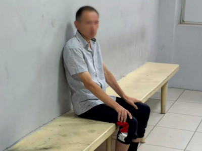 Атакент маңында ер адам балаларға шабуыл жасап, "бауыздап кетемін" деп қорқытқан