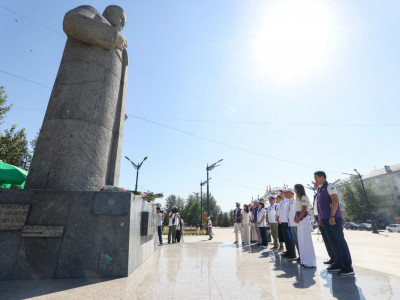 Абай күнінде «Әділет» партиясының республикалық сайлауалды штабы Семейге барды