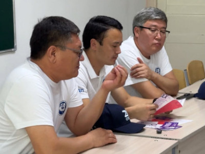 ЖСДП өкілдері Ақмола облысының тұрғындарымен ауыл мәселелерін талқылады
