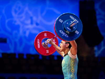 Ауыр атлет Төрехан Асанхан Азия чемпионатында күміс жүлдеге ие болды