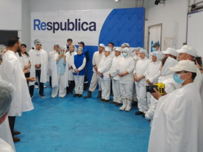Respublica партиясының өкілдері Оралдағы «Кублей» кәсіпорнының ұжымымен кездесті