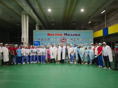 «Ақ жол» партиясының мүшелері «Восток-Молоко» корпорациясының ұжымымен кездесті
