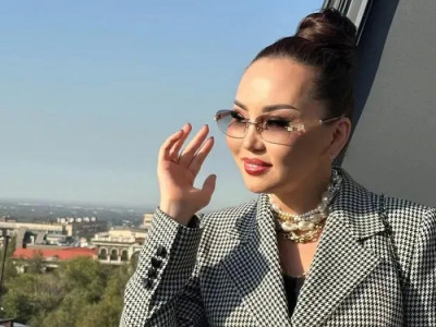«Келмеулеріңізді өтінемін»: Баян Алагөзова жанкүйерлерге ренішін жеткізді
