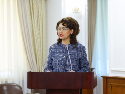 «Заң алдында бәрі тең»: Мәдениет және ақпарат министрі БАҚ өкілдері мен блогерлерге үндеу жасады