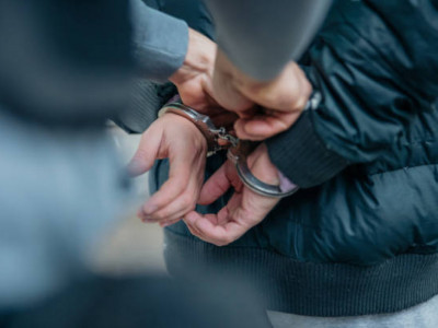 Астанада такси жүргізушісіне балағат сөз айтып, қоқан-лоқы көрсеткен жолаушы қамалды