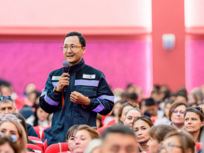 Жұмыс орындары, білім, медицина және цифрландыру: «Әділет» кандидаттары Қостанай облысының жұртшылығымен не талқылады