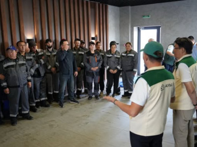 «Ауыл» партиясының өкілдері Павлодардағы «AndasAgro» ұжымымен кездесті
