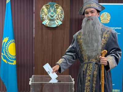 Токиодағы Құрылтай сайлауында отандасымыз би бейнесінде дауыс берді
