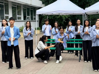 Алматыдағы сайлау учаскесінде флешмобы ұйымдастырылды