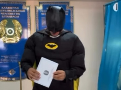 Жезқазғанда "Бэтмен" дауыс беруге барды
